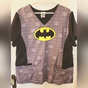 4 for $30 🌈 Scrubstar Batman scrub top size XL